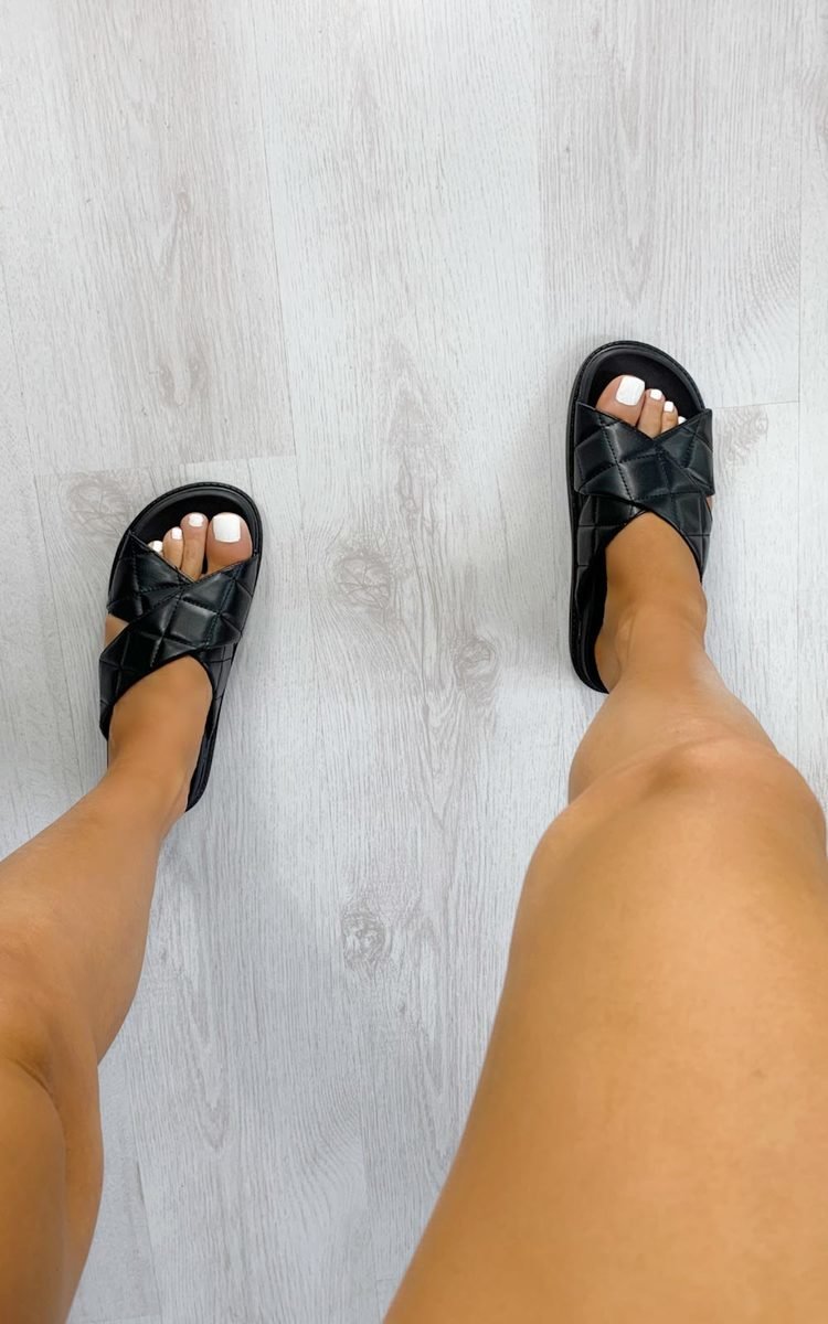 Dills Quilted Crossover Sandals Dills Quilted Crossover Sandals
