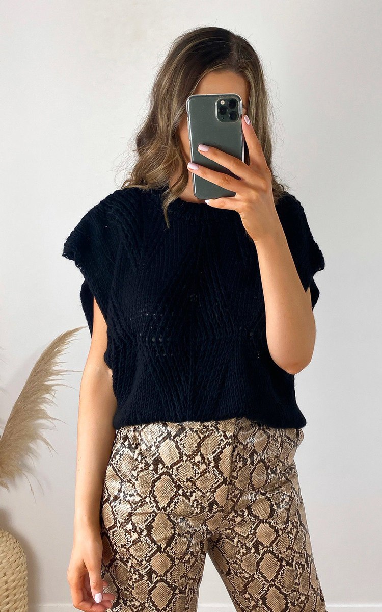 Dionne Sleeveless Knitted Vest Thumbnail Dionne Sleeveless Knitted Vest Thumbnail
