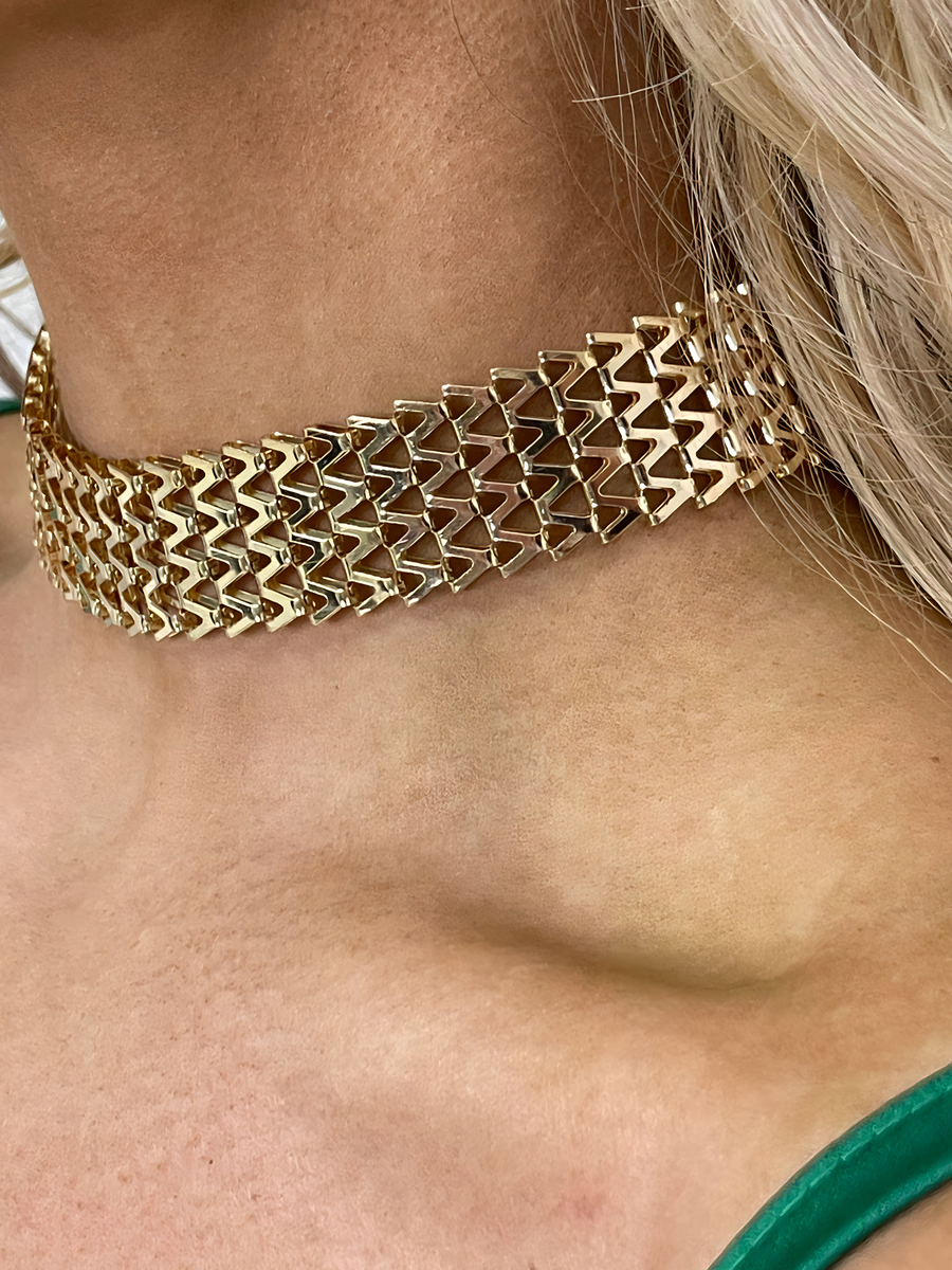 Dulce Zigzag Wide Choker Necklace