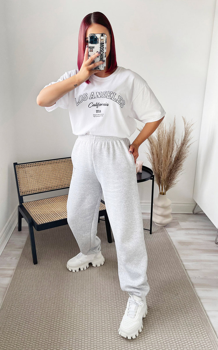 Ela Slogan Basic T-shirt Thumbnail Ela Slogan Basic T-shirt Thumbnail