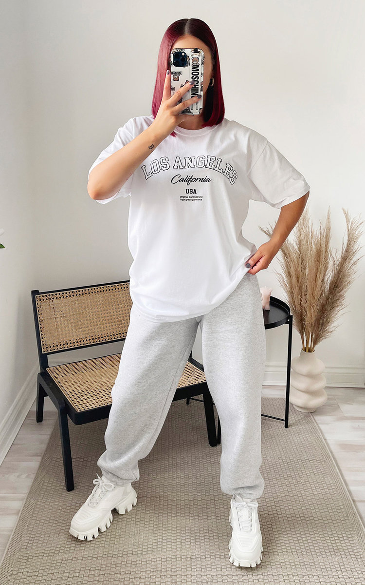 Ela Slogan Basic T-shirt Ela Slogan Basic T-shirt