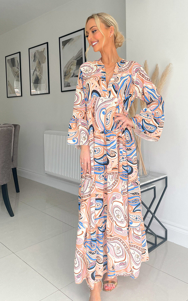 Eliana Printed Maxi Dress Thumbnail Eliana Printed Maxi Dress Thumbnail