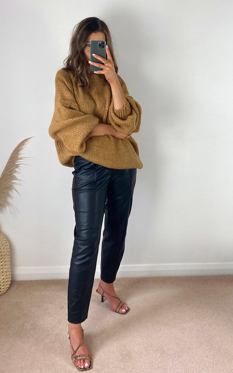 Freja Oversized Knitted Jumper Freja Oversized Knitted Jumper