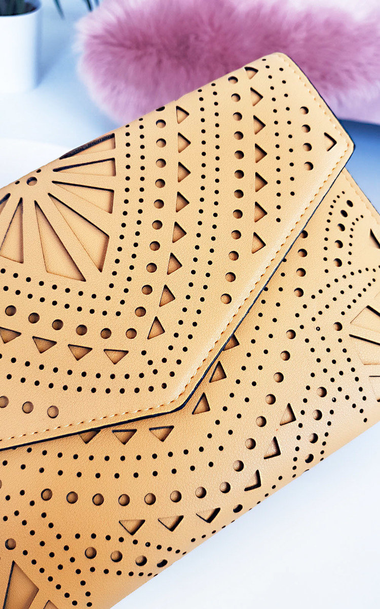 Henry Cut out Envelope Clutch Bag Henry Cut out Envelope Clutch Bag