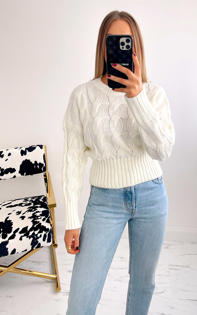 Iona Cropped Cable Knit Jumper Iona Cropped Cable Knit Jumper