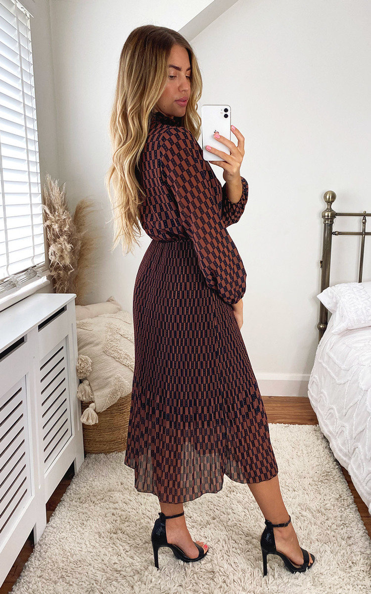 Izzie High Neck Printed Midi Dress Thumbnail Izzie High Neck Printed Midi Dress Thumbnail