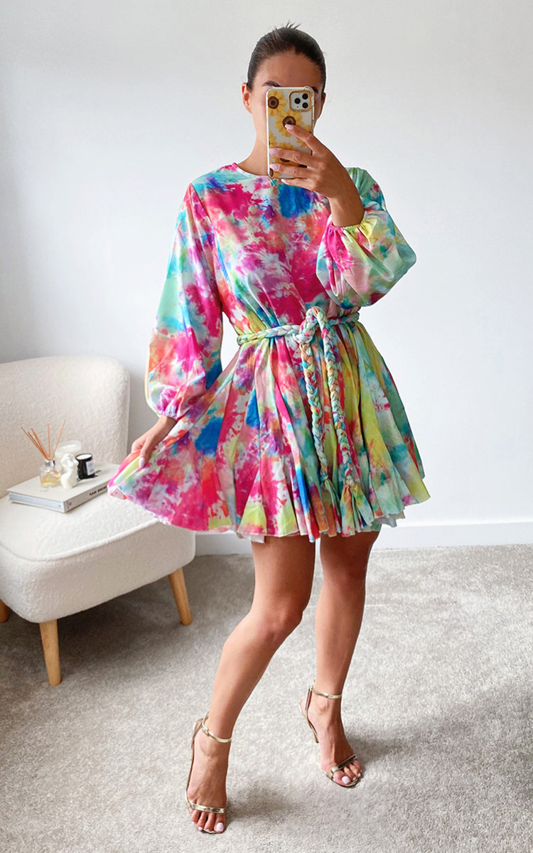Izzie Tie Waist Ruffle Design Dress Thumbnail Izzie Tie Waist Ruffle Design Dress Thumbnail