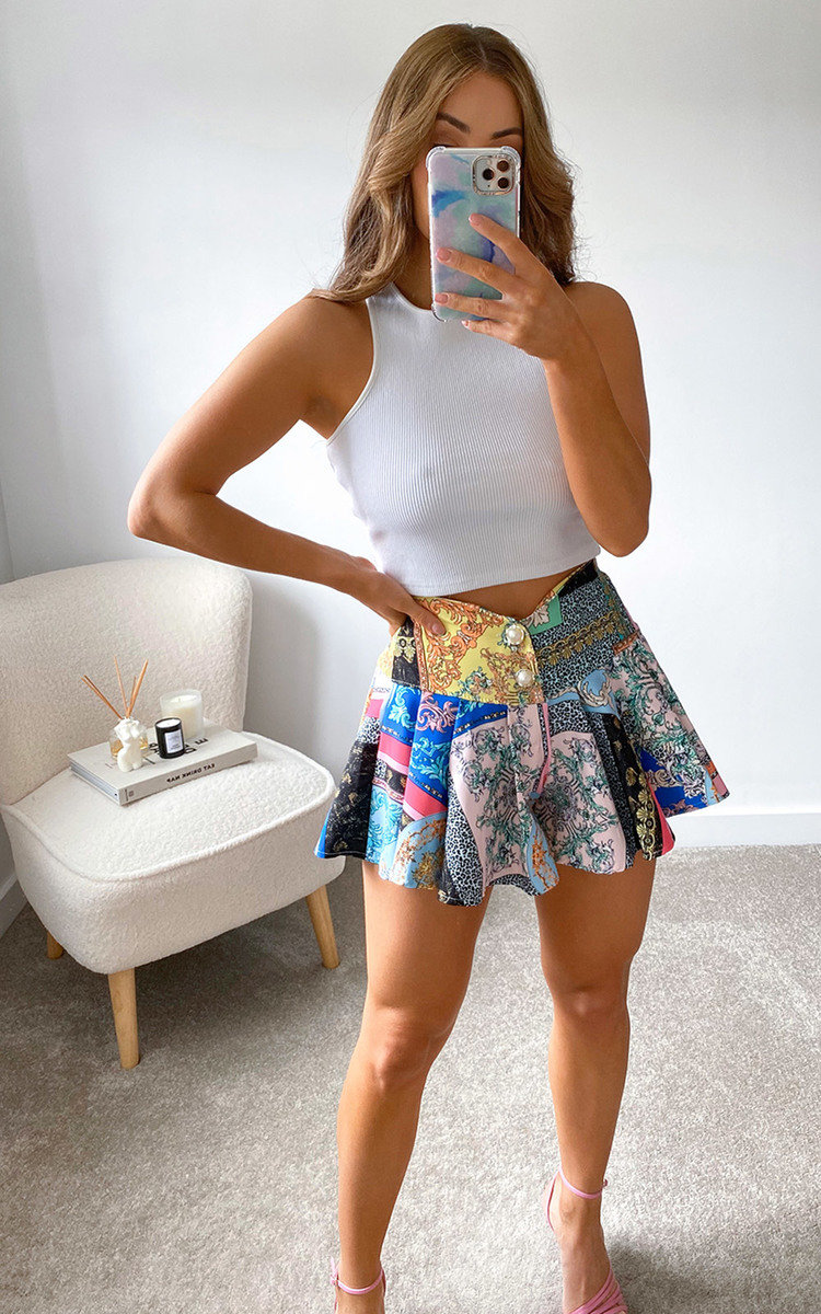 Izzy Printed Flared Shorts Thumbnail