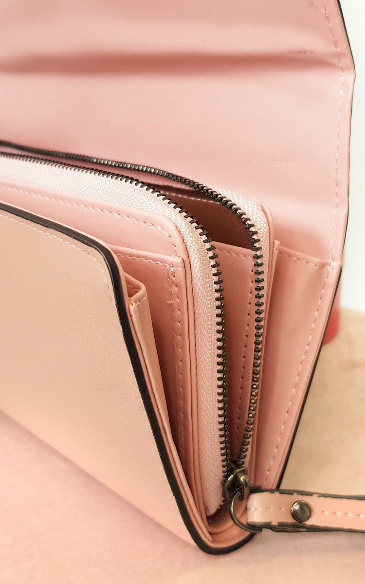 Jamie Faux Leather Purse Jamie Faux Leather Purse