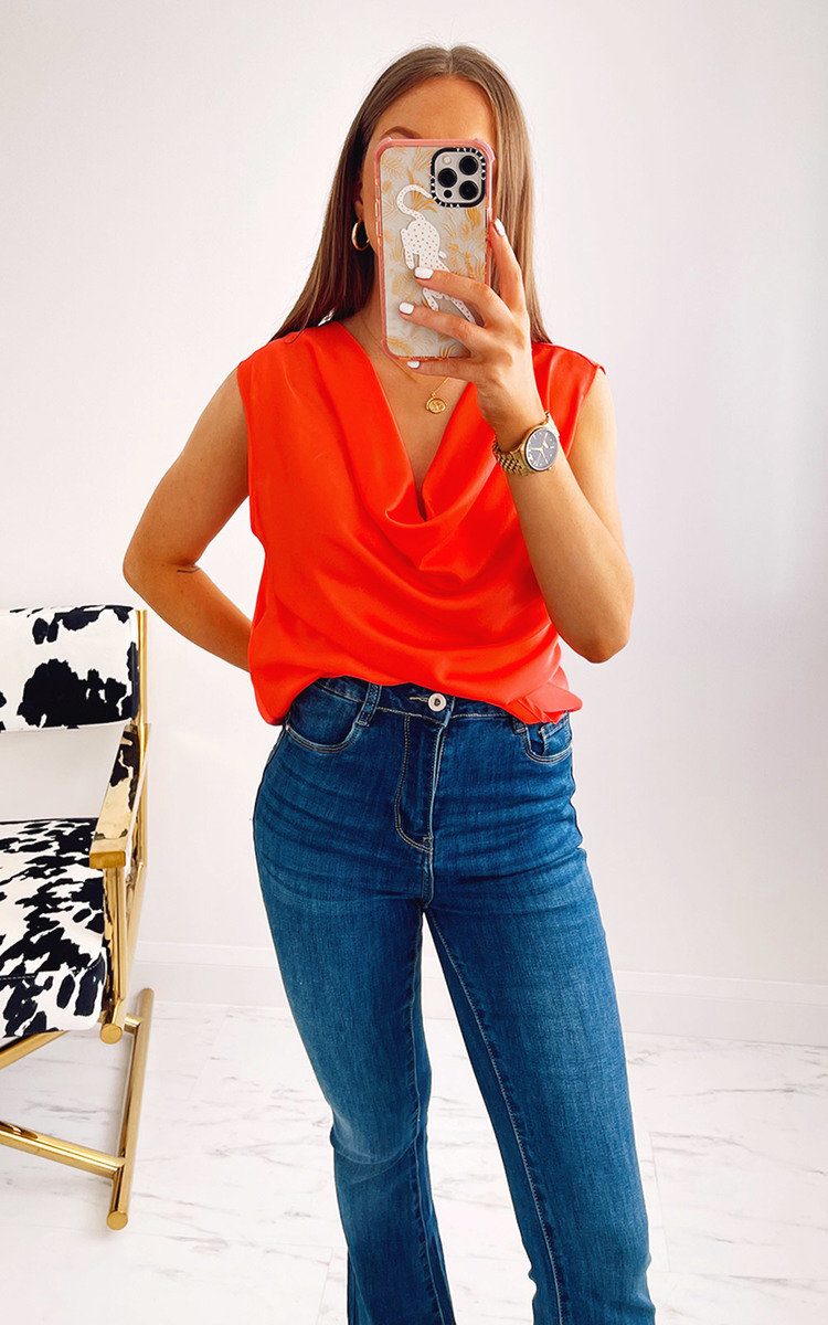 Jera Scoop Neck Sleeveless Top Thumbnail Jera Scoop Neck Sleeveless Top Thumbnail