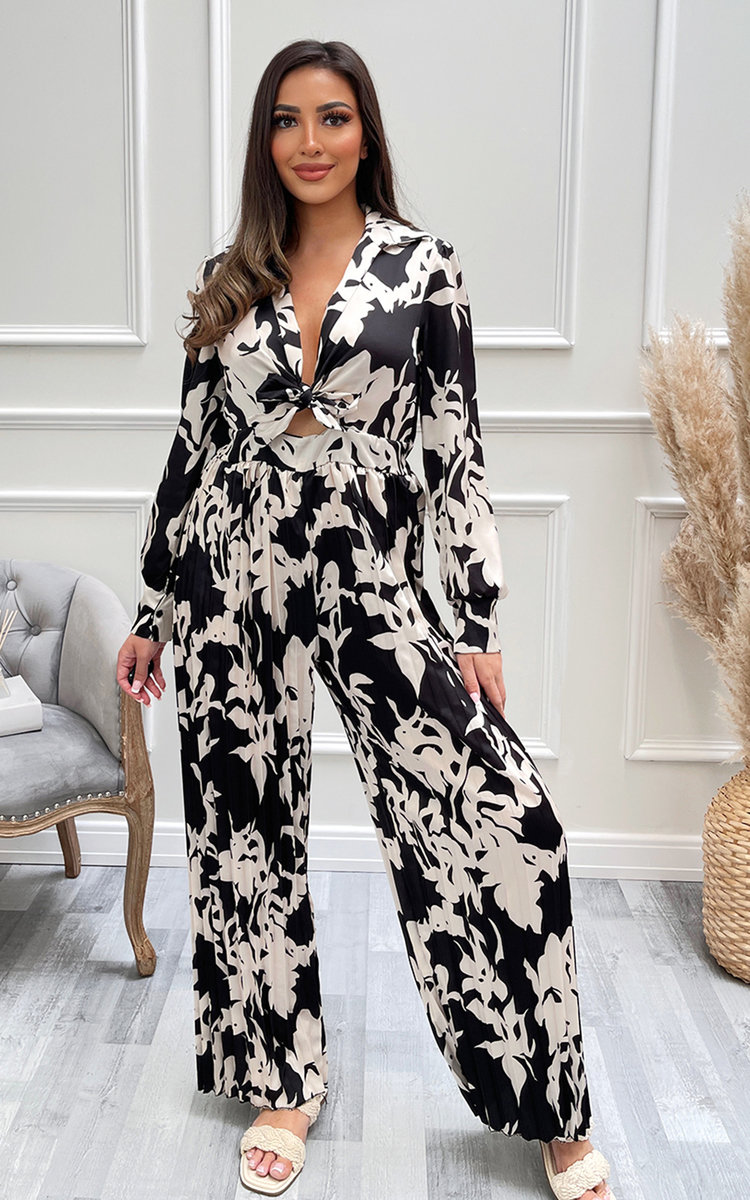Karsyn Cut Out Printed Jumpsuit Karsyn Cut Out Printed Jumpsuit