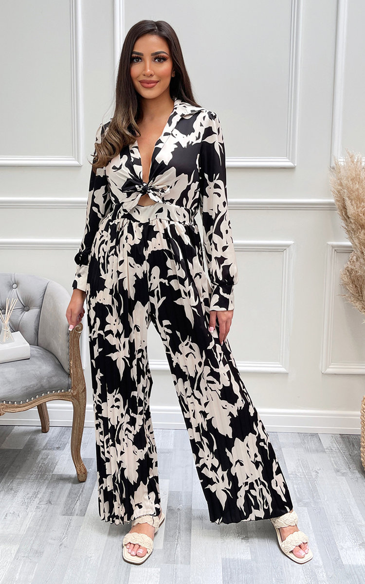 Karsyn Cut Out Printed Jumpsuit Thumbnail Karsyn Cut Out Printed Jumpsuit Thumbnail
