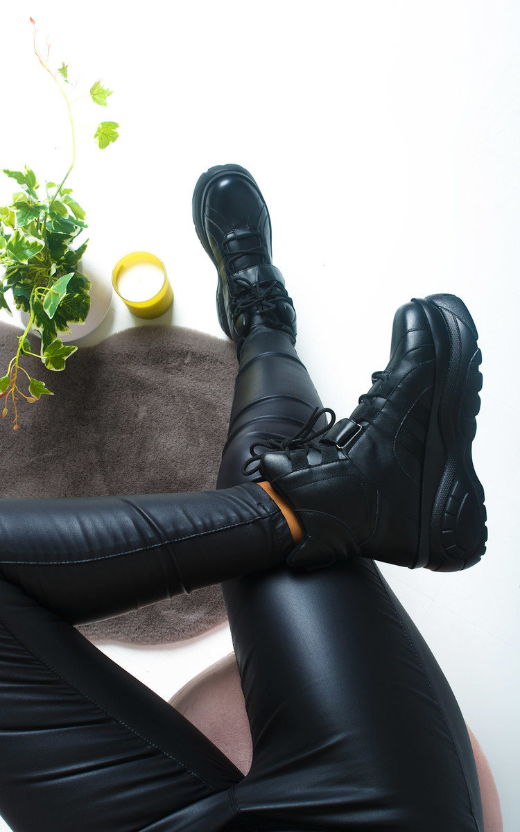 Kirstee Padded Velcro Platform Boots Thumbnail Kirstee Padded Velcro Platform Boots Thumbnail