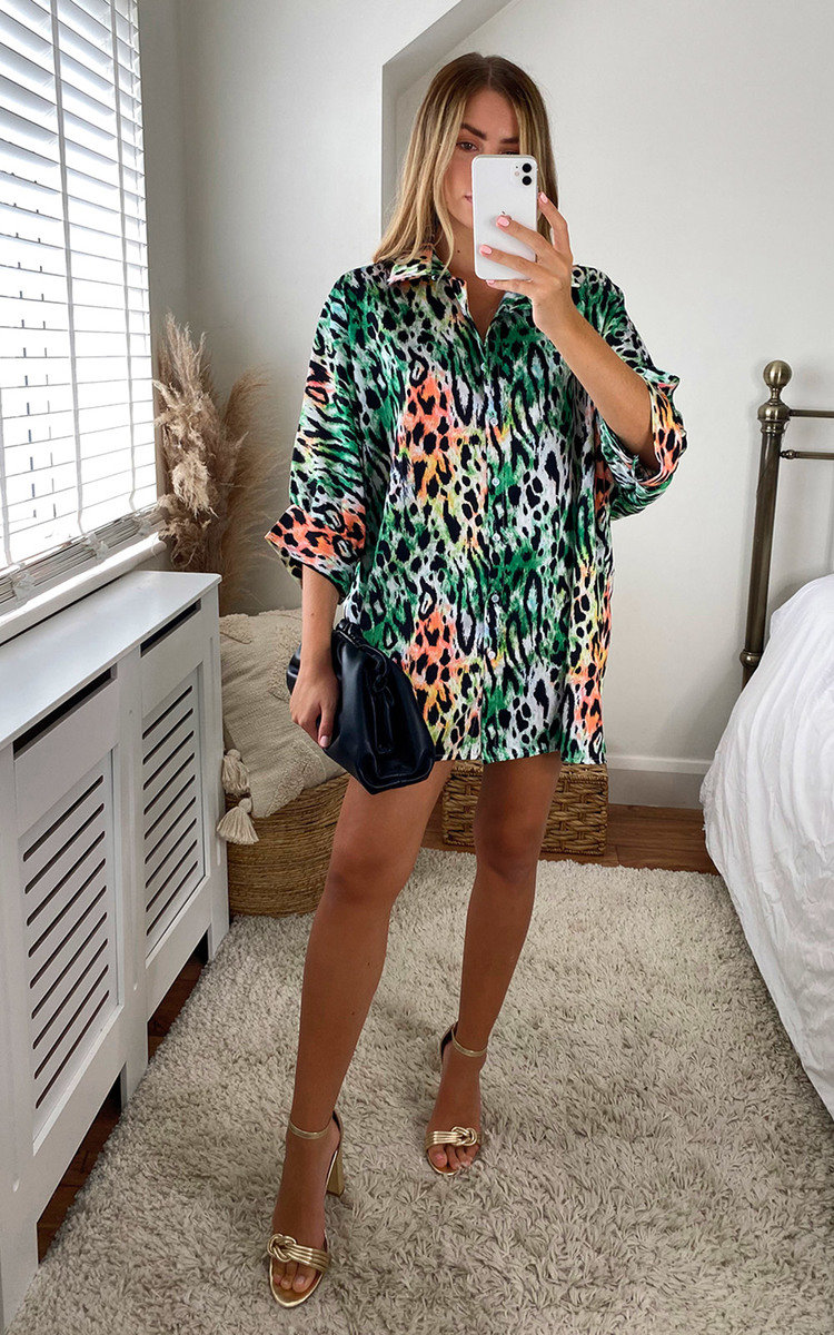 Lada Oversized Printed Shirt Dress Thumbnail