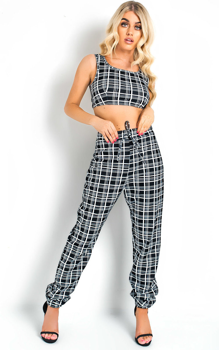Lara Stretch Printed Co-ord Thumbnail Lara Stretch Printed Co-ord Thumbnail