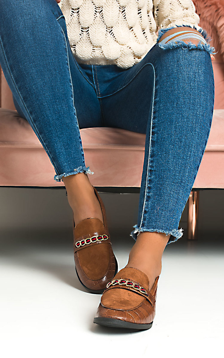 Larsa Faux Leather Brogue Flats Thumbnail Larsa Faux Leather Brogue Flats Thumbnail