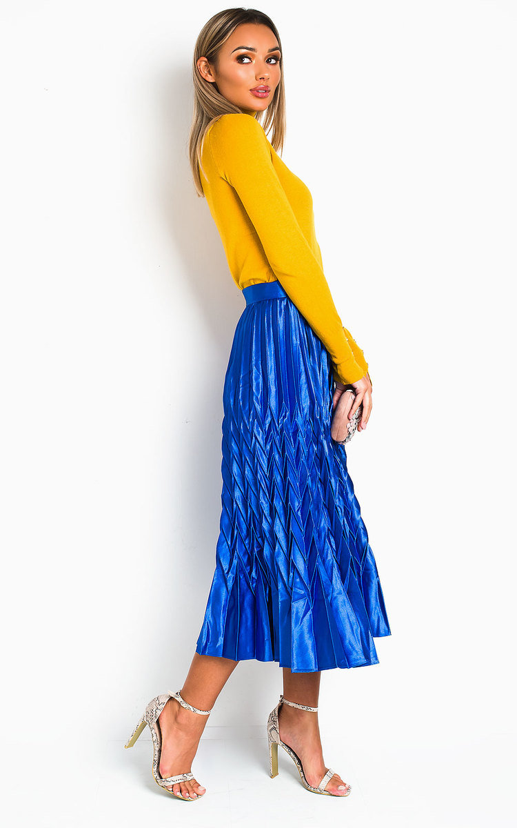Larsa Roll Neck Knitted Ribbed Jumper Thumbnail Larsa Roll Neck Knitted Ribbed Jumper Thumbnail