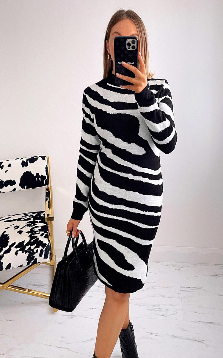 Lisa High Neck Printed Dress Thumbnail Lisa High Neck Printed Dress Thumbnail