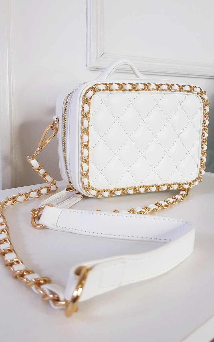 Lulu Chain Quilted Bag in White ikrush