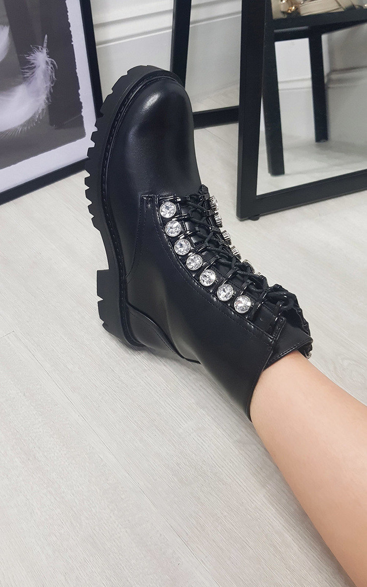 Lyndsey Lace Up Ankle Boot Thumbnail Lyndsey Lace Up Ankle Boot Thumbnail