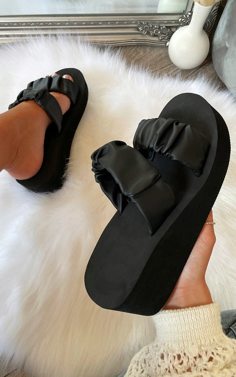 Mariah Ruched Slider Mariah Ruched Slider