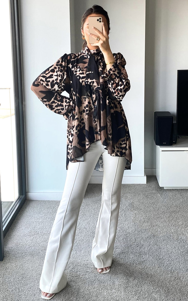 Maya Longline Printed Drop Blouse Thumbnail Maya Longline Printed Drop Blouse Thumbnail