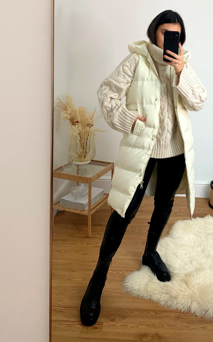 Mia Sleeveless Puffer Jacket Thumbnail