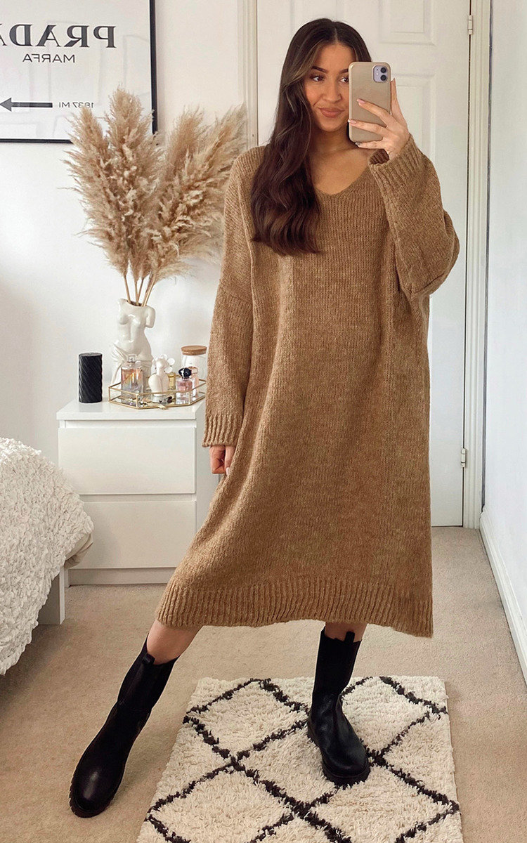 Monica Longline Knitted Maxi Dress Thumbnail Monica Longline Knitted Maxi Dress Thumbnail