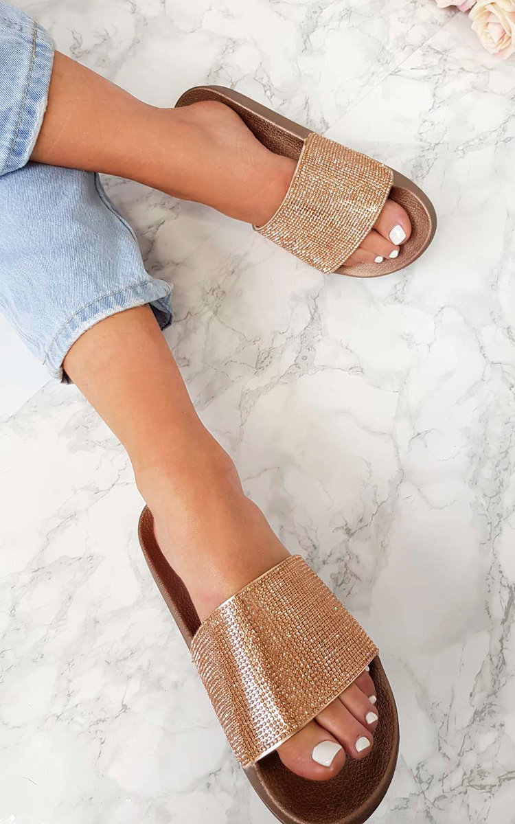 Naima Diamante Sliders