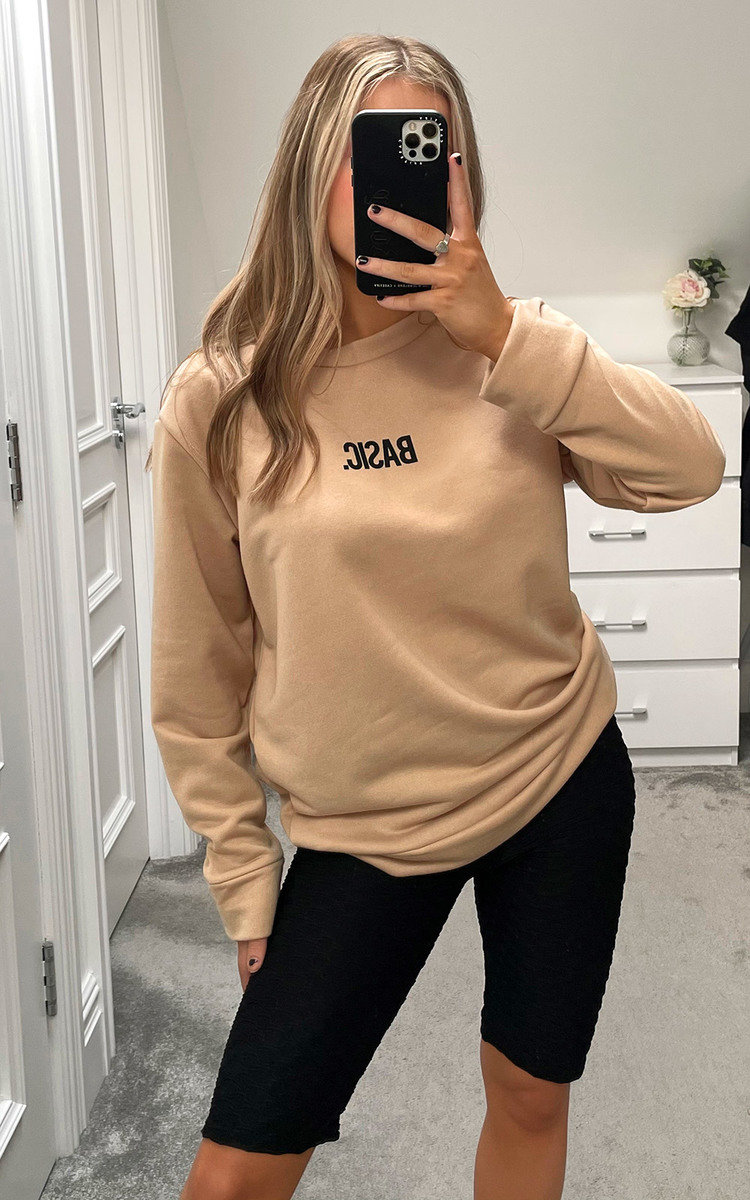 Nalla Basic Sweatshirt Thumbnail Nalla Basic Sweatshirt Thumbnail