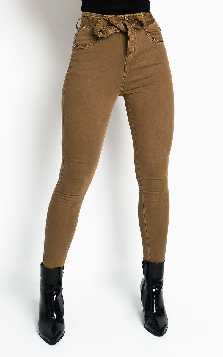 Nicki Tie Waist Denim Jeans Thumbnail Nicki Tie Waist Denim Jeans Thumbnail