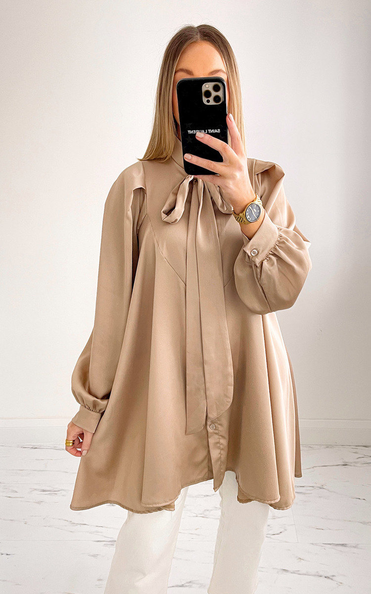 Paris Longline Blouse with Bow Detail Paris Longline Blouse with Bow Detail