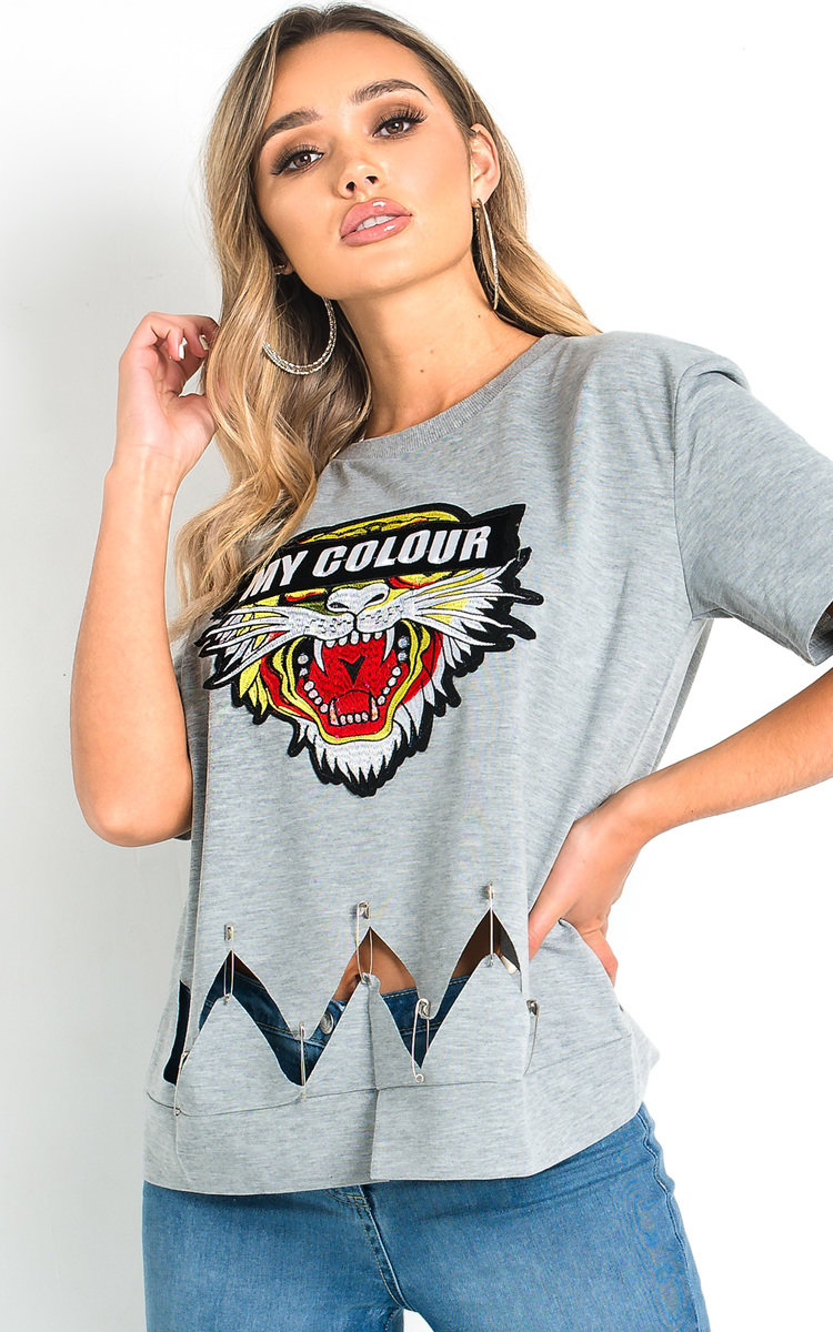 Pippa Oversized Slogan Pin Top Pippa Oversized Slogan Pin Top