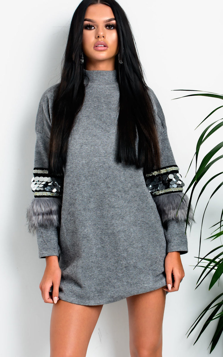Poppie Faux Fur Embellished Oversized Jumper Thumbnail Poppie Faux Fur Embellished Oversized Jumper Thumbnail