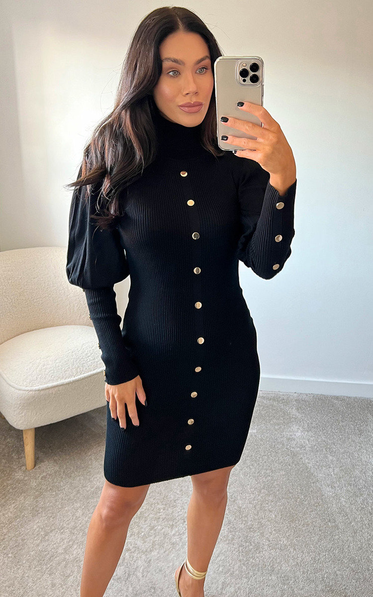 Quinn Button Detail Dress with Sleeve Detail Quinn Button Detail Dress with Sleeve Detail
