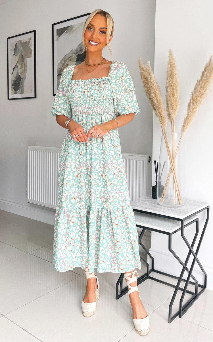 Willow Puff Sleeve Tiered Midi Dress in Jade | ikrush