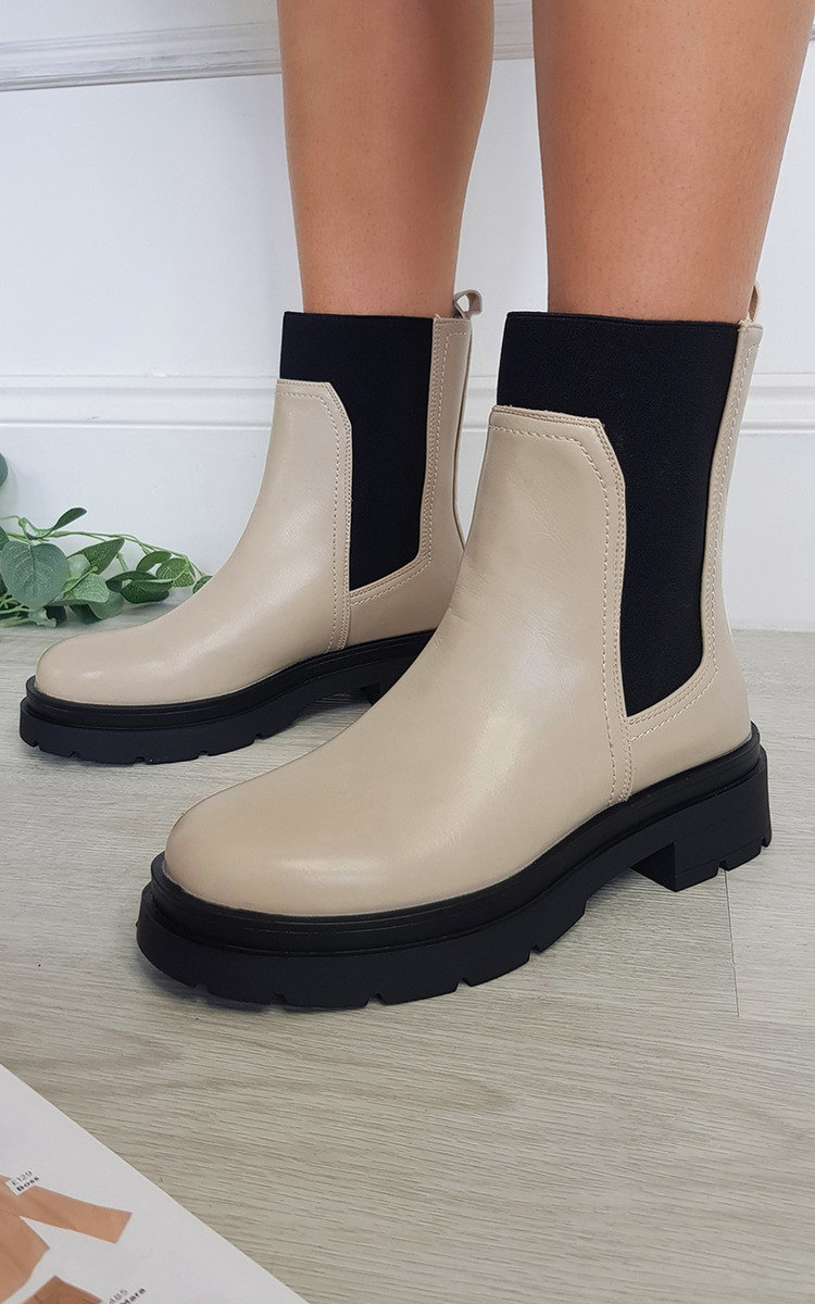 Regina Chelsea Ankle Boot