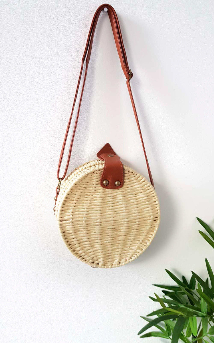 Rhi Straw Boxy Circle Handbag Thumbnail