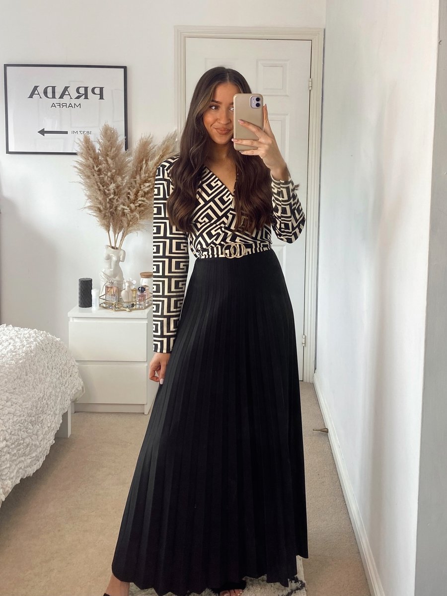 Rhona Pleated Maxi Dress with Print Detail Rhona Pleated Maxi Dress with Print Detail