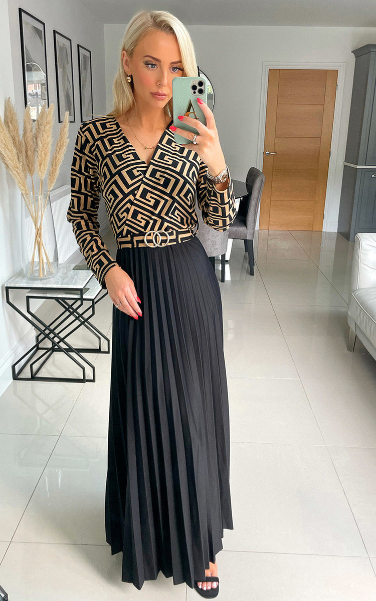 Rhona Pleated Maxi Dress with Print Detail Thumbnail Rhona Pleated Maxi Dress with Print Detail Thumbnail