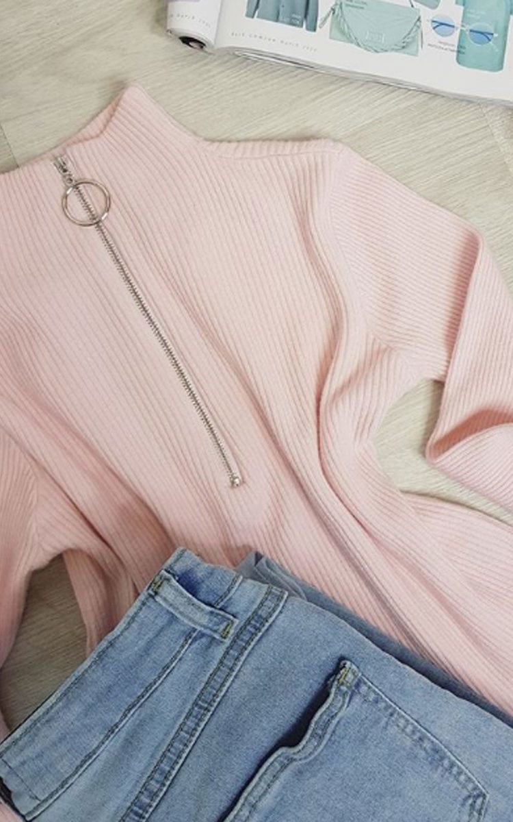 Rollo Ribbed High Neck Crop Top Rollo Ribbed High Neck Crop Top