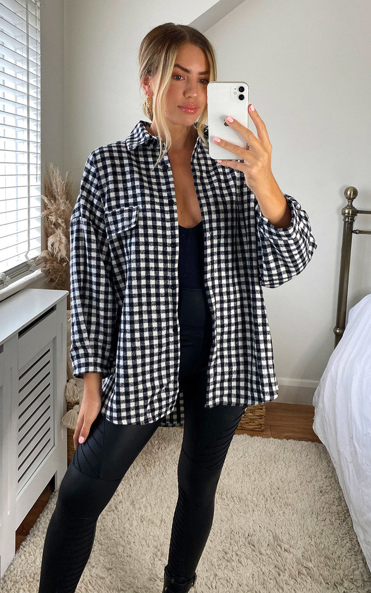 Roxana Checked Button Up Oversized Shirt Roxana Checked Button Up Oversized Shirt