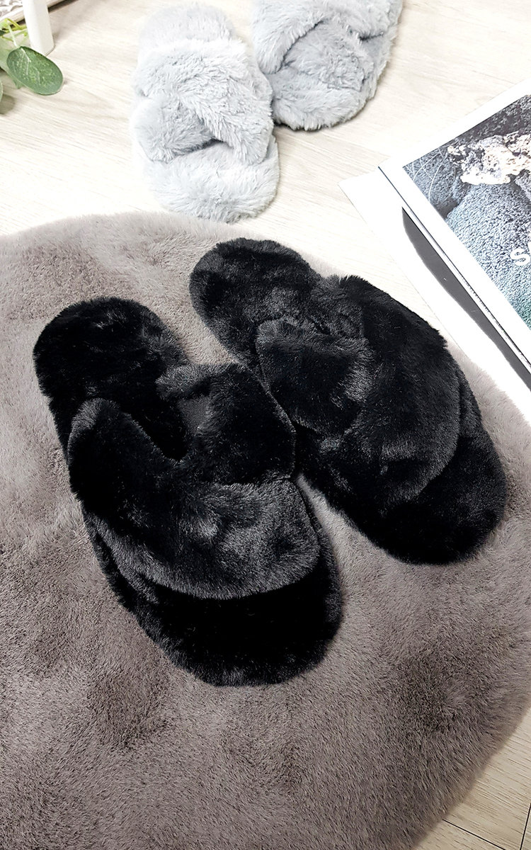 Ruby Faux Fur Slider Slippers Thumbnail