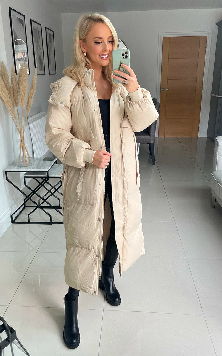 Scarlett Longline Puffer Coat with Pocket Detail Thumbnail Scarlett Longline Puffer Coat with Pocket Detail Thumbnail