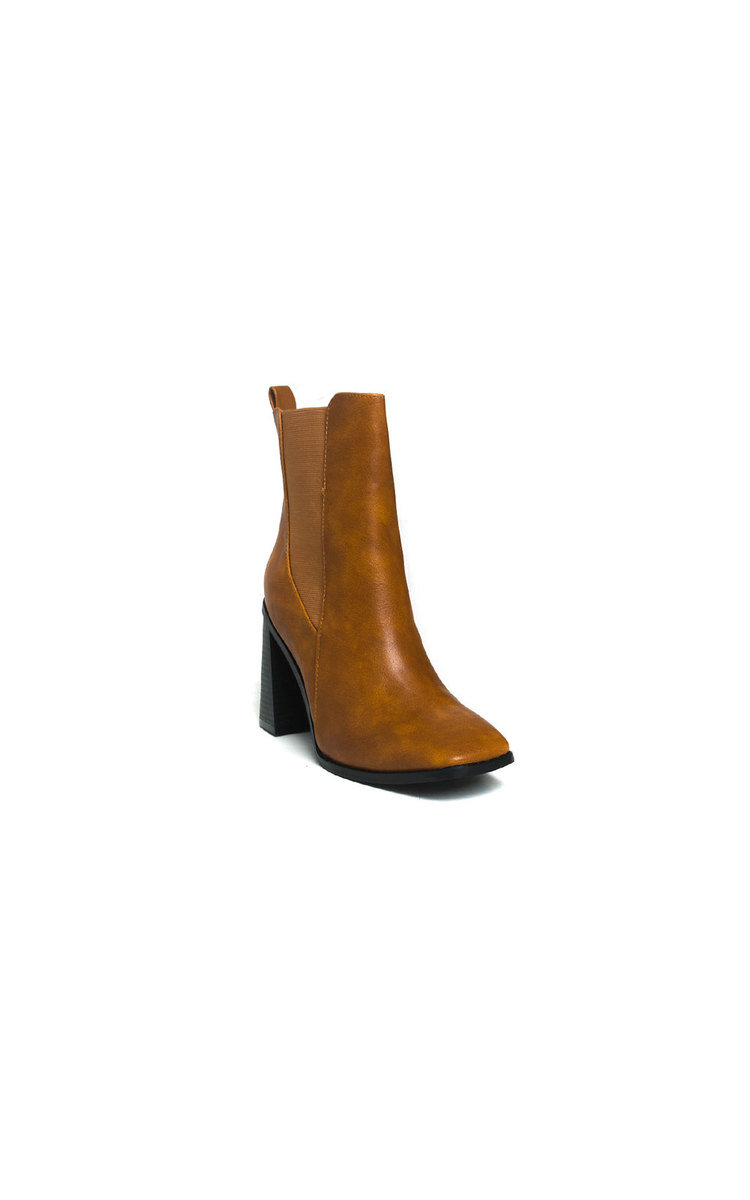 Serena Faux Leather Heeled Boots Thumbnail Serena Faux Leather Heeled Boots Thumbnail