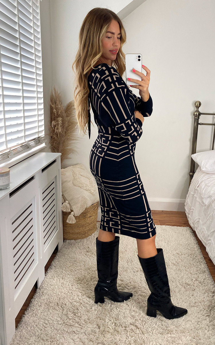 Stacey Midi Dress with Geometric Print Thumbnail Stacey Midi Dress with Geometric Print Thumbnail