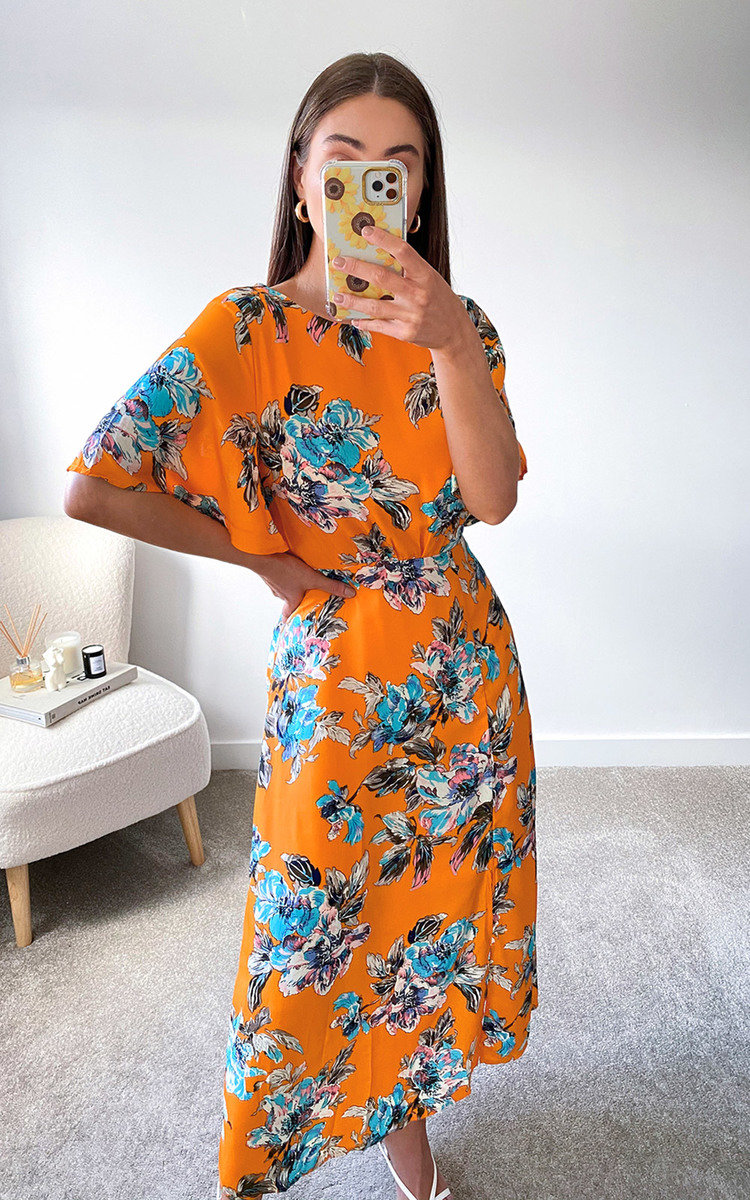 Suz Printed Midi Dress Thumbnail Suz Printed Midi Dress Thumbnail