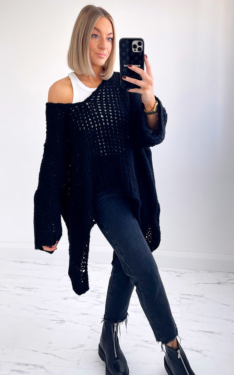 Tara Oversized Knitted Jumper Thumbnail Tara Oversized Knitted Jumper Thumbnail