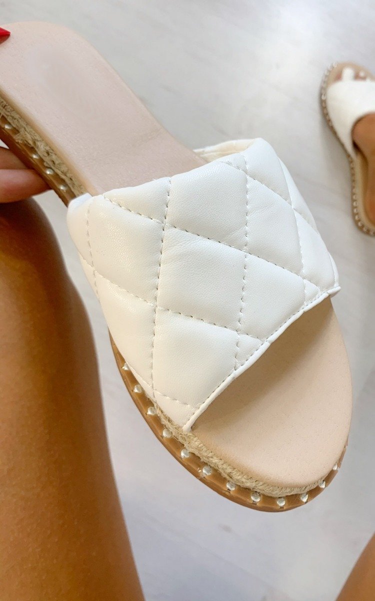 Tessa Quilted Slip On Sandals in White ikrush