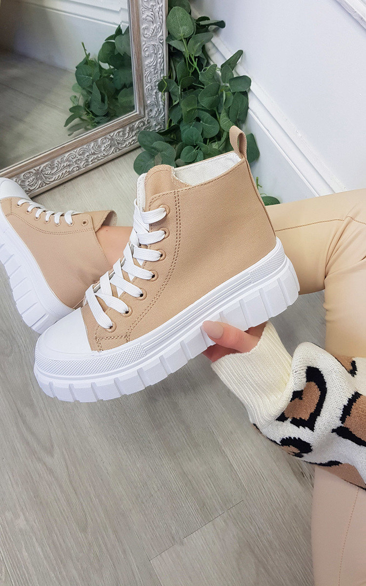 Una Lace Up Chunky Hi-Top Trainers